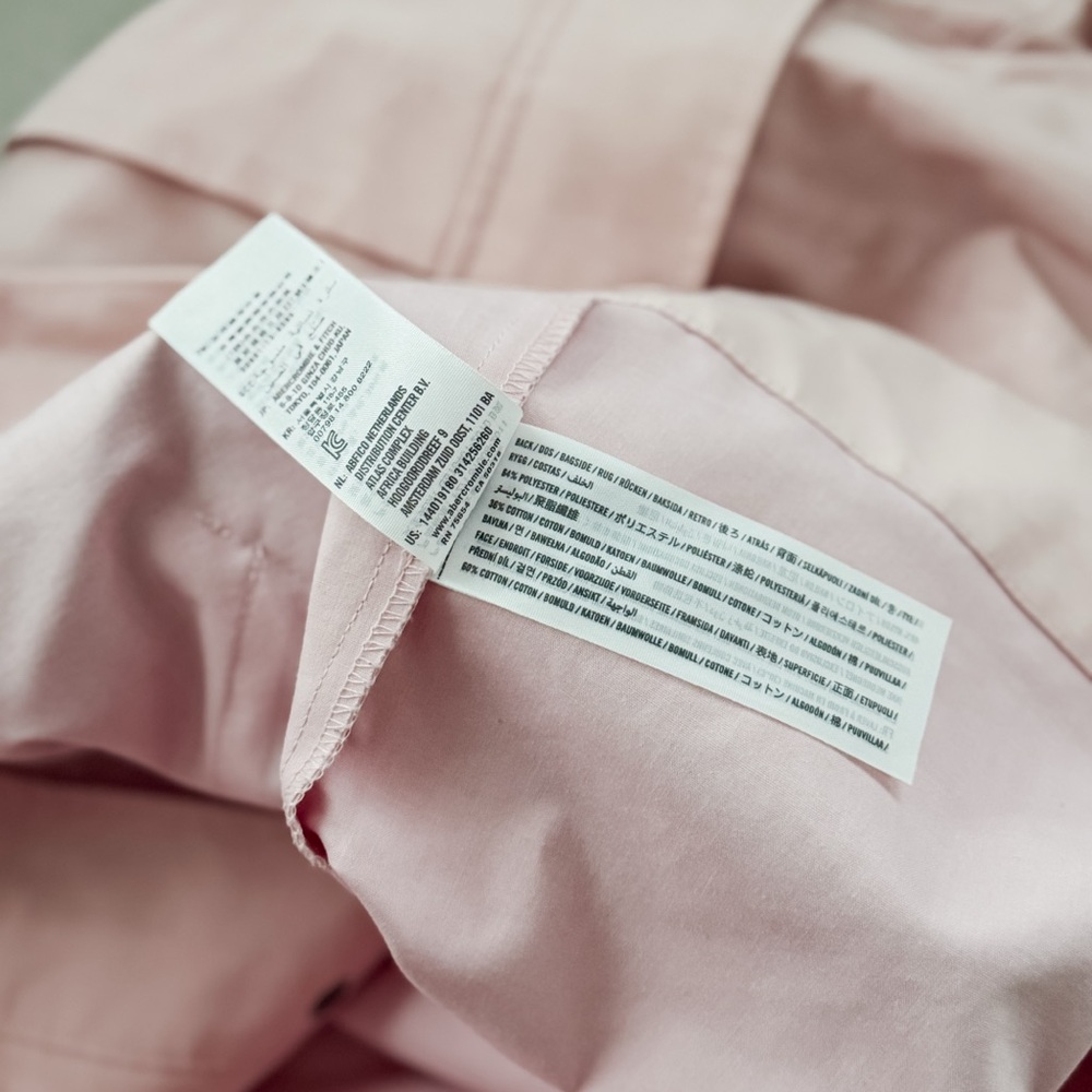 Abercrombie & Fitch Classic Rain Jacket in Blush Pink - Picture 10 of 12